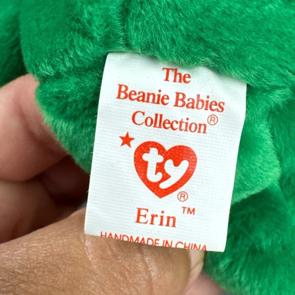 Ty Beanie Baby Erin Bear 1997 Green Shamrock Plush w Tag Vintage‎